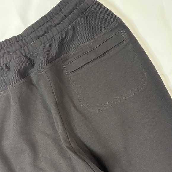 Gymshark Men's Black Jogger Pants - Picture 5 of 5